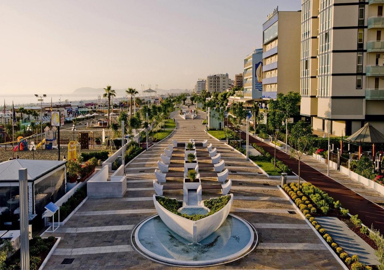 Hotel Garden Riccione Esterno foto